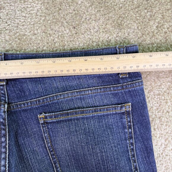 DKNY Womens Size 12 Short Mid Rise Bootcut Denim Jeans 34x28 Y2K F093 - Picture 8 of 12